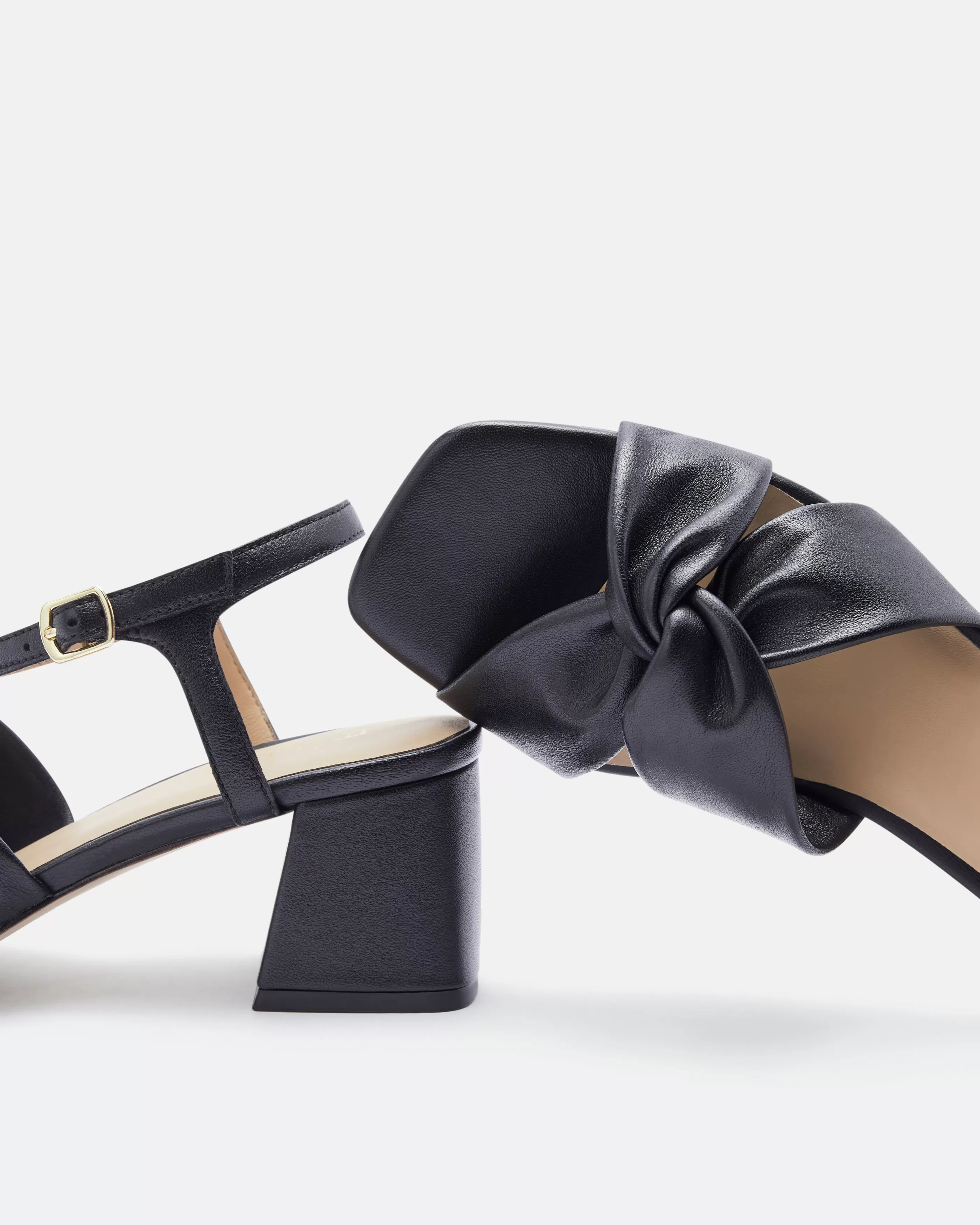 Minelli Sandales & Mules | Sandales<SANDALES MAGNIUM NOIR